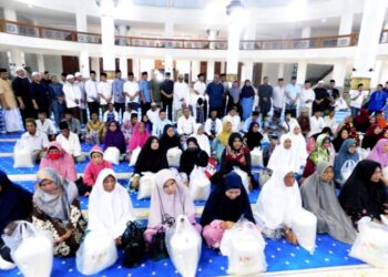 Bupati Natuna Ajak Makmurkan Mesjid dan Bersedekah melalui Program ASN Berbagi Perbesar