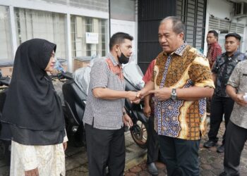 Wabup Asahan Serahkan Kendaraan Dinas Kepada Personil Pengadaan Barang dan Jasa