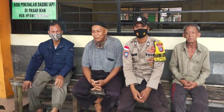 Sambang Warga, Bhabinkamtibmas Beri Himbauan Kamtibmas