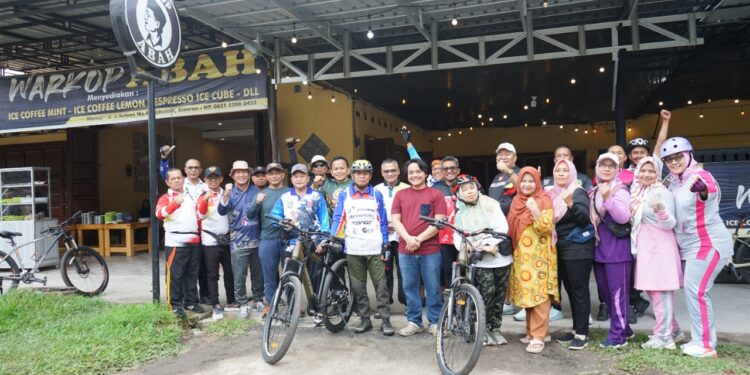 Bupati Asahan Gowes Bersama OPD dan Ketua TP PKK