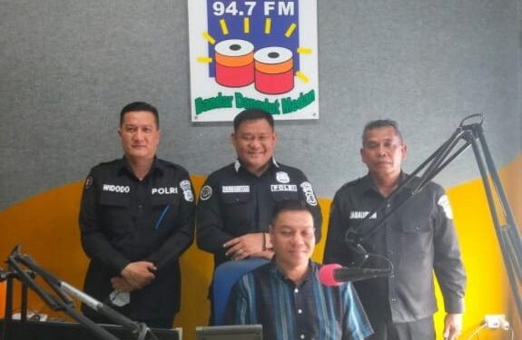 Humas Polda Sumut Sosialisasikan F1H2O di Radio Suara Medan