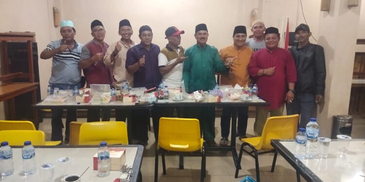 Jalin Kemitraan Ketua Apdesi Kepri Ajak Insan Pers Bukber