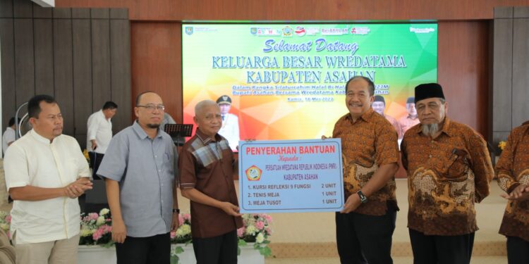 Bupati Asahan Gelar Halal Bihalal dan Silaturahmi Bersama PWRI