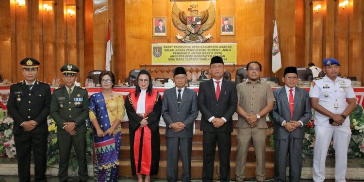 Bupati Hadiri Pengambilan Sumpah/Janji PAW Anggota DPRD Asahan