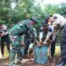 Jaga Cagar Budaya, Polres Karimun Bersihkan Makam Badang