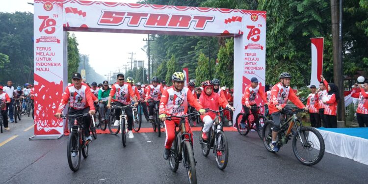Sambut HUT RI ke-78, Bupati Asahan Ikut Fun Bike