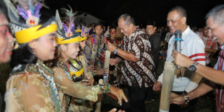 Wabup Asahan Ikuti Malam Kenduri Kesenian Jarang Kepang