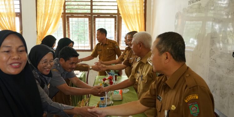 Bupati Asahan Silaturahmi Dengan UPTD SD Serta SMP Negeri Meranti dan Pulo Bandring