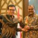 Bupati Karimun Terima JMSI Award 2024