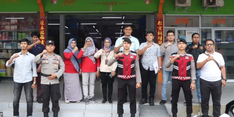 Jelang Ramadhan, Polres Karimun Bersama Inkait Cek Harga Pangan dan Kadaluarsa