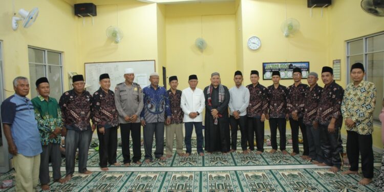 Bupati Asahan Safari Ramadhan Perdana di Masjid Taqwa
