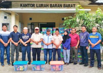 BPBD Kepri Beri Bantuan Sembako Kepada Korban Puting Beliung, Kerugian Sementara Capai Rp 4.9 Milyar