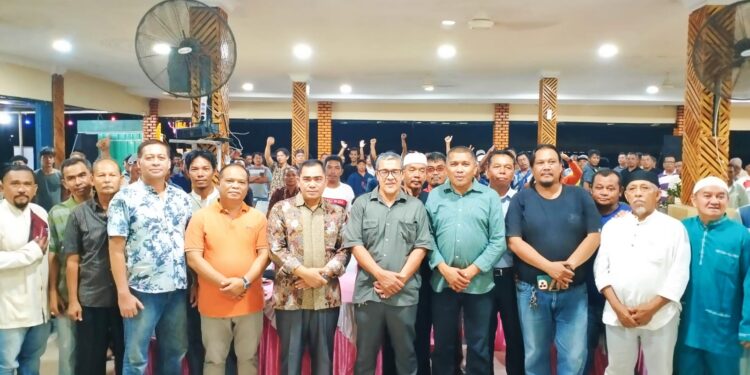 Perkumpulan Taksi Pelabuhan Dukung Rocky Bawole Jadi Bacabup Karimun