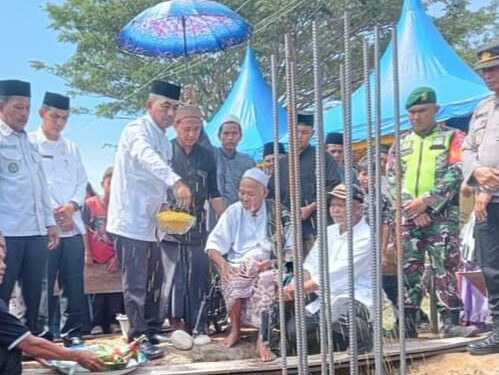 Asisten II Setdakab Aceh Singkil Hadiri Peletakan Batu Pertama Pembangunan Masjid Baitussyarif