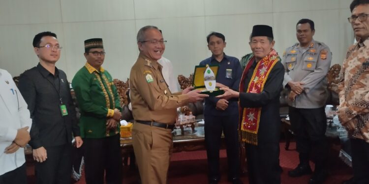Pj Bupati Aceh Singkil, Sambut Baik Kedatangan Ketua Mahkamah Syariah Aceh