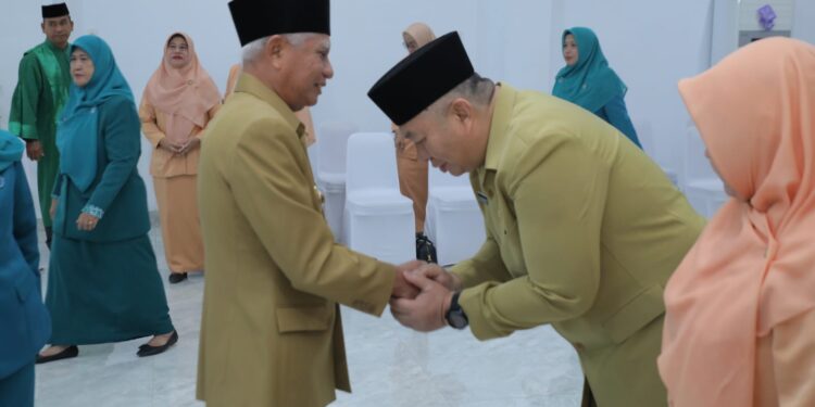 Bupati Asahan Mutasi Sekda dan 5 Kadis