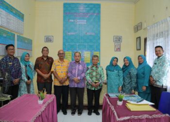 Tim Evaluasi Lomba Tertib Administrasi PKK Tingkat Provsu Kunjungi Desa Teluk Dalam