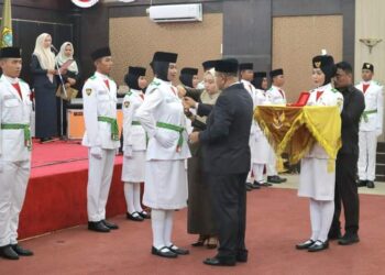 Aunur Rafiq