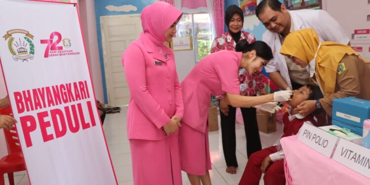 Peduli Kesehatan Anak, Bhayangkari Cabang Karimun Gelar PIN Polio Tahap Dua