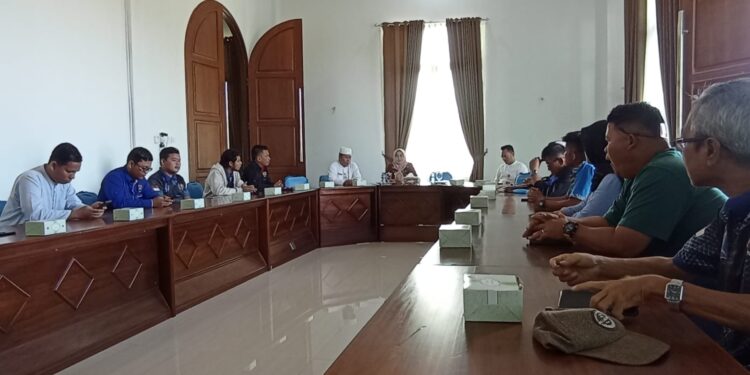 PWI Natuna Silaturahmi Dengan PJS Bupati, Dr Rika Azmi