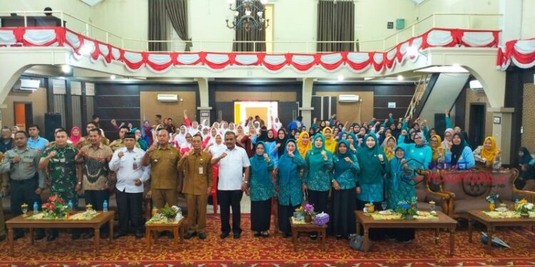 Bupati Aunur Rafiq Buka Jambore Kader Posyandu Kecamatan Karimun Tahun 2024