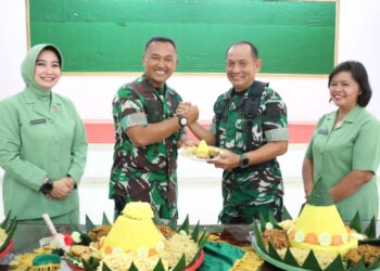 Dandim 0318/Natuna Pimpin Kenaikan Pangkat 44 Orang, 1 Diantaranya Perwira