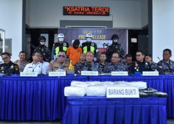 Lantamal IV, Gagalkan Penyeludupan 10 Kg Narkotika Jenis Sabu dan Senjata Pistol Jenis Blank Gun dari Malaysia