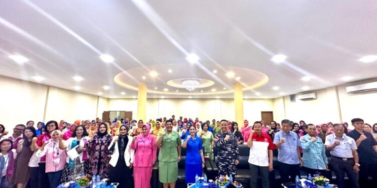 Lanal TBK Beserta Jalasenastri Cabang 6 Korcab IV Dja I Bersama CISC dan INTI Gelar Sosialisasi Kanker Kepada Masyarakat