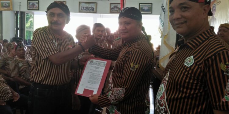 DPC PKB Pujakesuma Aek Kusan dan Aek Ledong Dilantik, Rianto : Urip Iku Urup