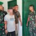 Dibantu Masyarakat, Babinsa Sungai Pasir Tangkap Dua Terduga Pelaku Pengedar Narkoba di Tower Bukit Tembak