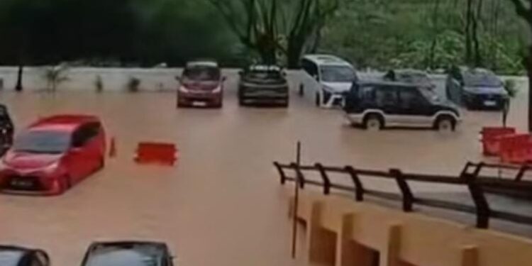 Batam lumpuh