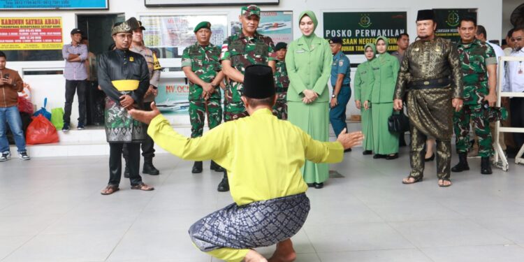 Danrem 033/WP Kunjungan Kerja ke Kodim 0317/TBK