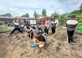Polsek Dabo Singkep Laksanakan Program Ketahanan Pangan Guna Mendukung Asta Cita