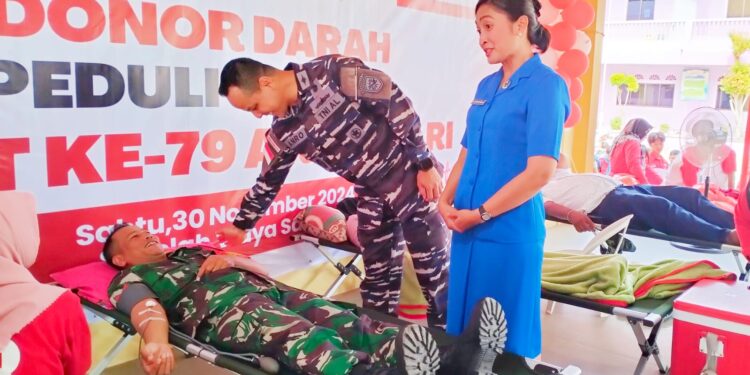 Sambut Hari Armada RI ke- 79, Lanal TBK Bersama INTI Kepri Gelar Donor Darah dan Bagi Sembako