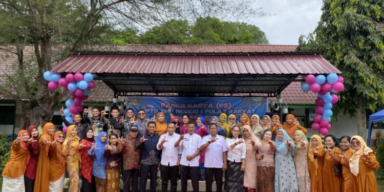 Dihadiri Disdik Asahan, UPTD SMPN 1 Pulau Rakyat Gelar Panen Karya P.5