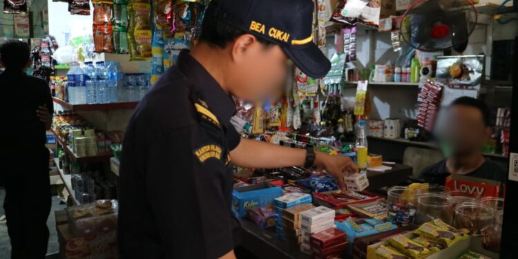 KPPBC Karimun Lakukan Pengawasan Peredaran Mikol dan Rokok Ilegal