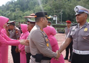 25 Personel Polres Lingga  Naik Pangkat