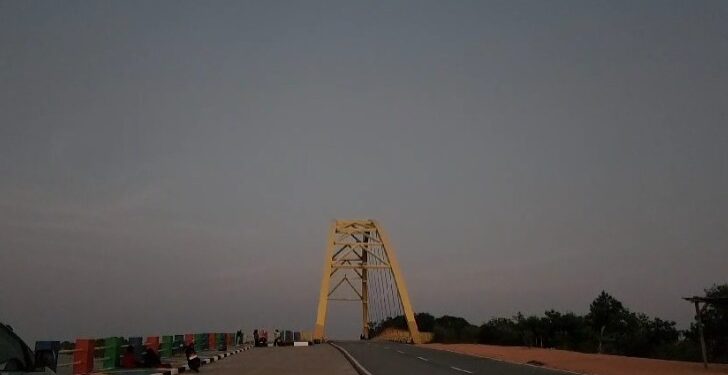 Jembatan Kuning