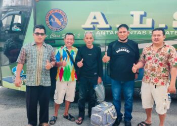 Kades Padang Mahondang Pulangkan Pria Asal Jatim Yang Tersesat Selama 50 Tahun Di Sumatera