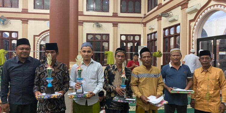 Isra Miraj di Kampung Pulo Sarok Berjalan Sukses dan Penuh Khidmat