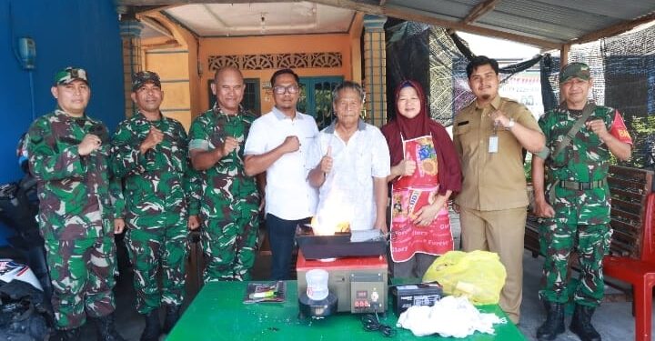 Pelaku UMKM Terima Bantuan Kompor Biomass Burner dari Kodim 0317/TBK, Lurah Lubuk Semut Beri Apresiasi