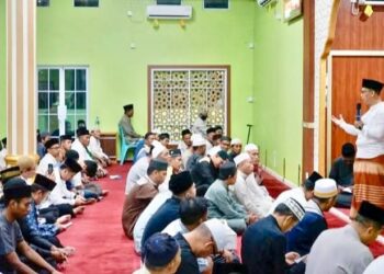 Safari Ramadhan di Bukit Sidomulyo II, Bupati Ajak Masyarakat Bersatu Bangun Karimun