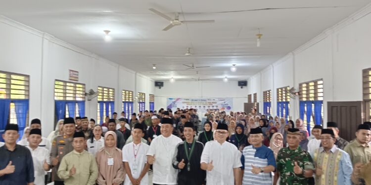SMPN 1 Pulau Rakyat
