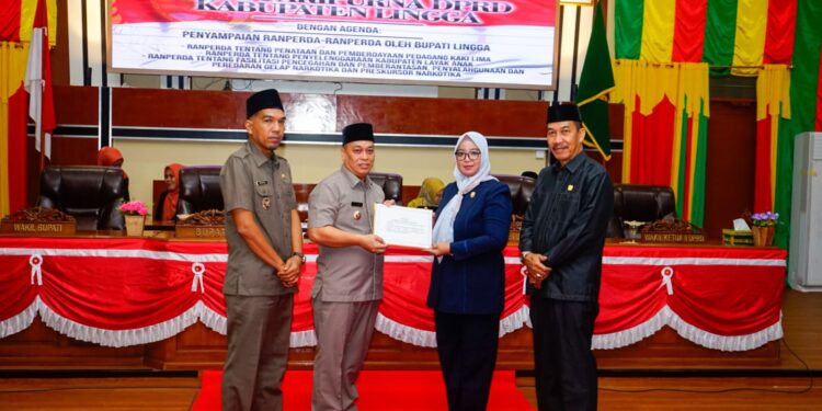 Paripurna DPRD Lingga