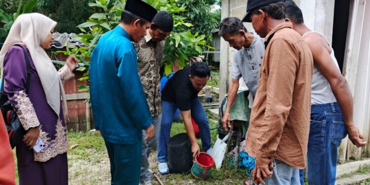 Kelurahan Buru Bersama Puskesmas Kompak Berantas Sarang Nyamuk