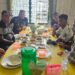 Camat Pulau Rakyat Ajak Wartawan Makan Siang di Maninjau Indah
