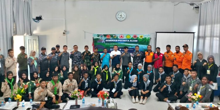 Sispala Samanea Bersama PPM Karimun Sukses Gelar Seminar Pecinta Alam