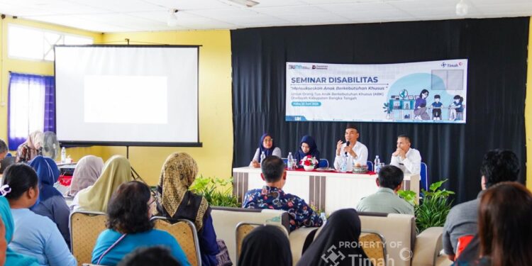 Orang Tua Siswa SLBN Koba Ikuti Seminar Mensukseskan Anak Berkebutuhan Khsusus dari PT Timah