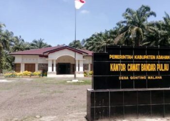 Camat Bandar Pulau Terkesan Lindungi Kadus II Desa Perk Padang Pulau yang Diduga Maladministrasi