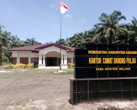 Camat Bandar Pulau Terkesan Lindungi Kadus II Desa Perk Padang Pulau yang Diduga Maladministrasi